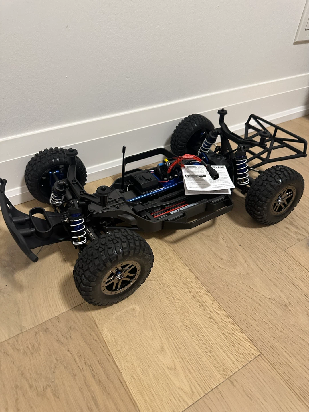 Traxxas Slash Ultimate(NEAR BRAND NEW MINT CONDITION) - photo 3