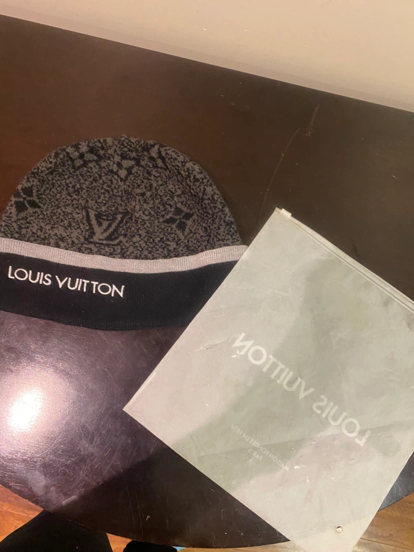 Louis Vuitton Beanie - photo 3