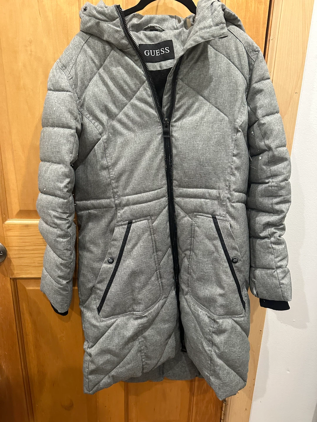 GUESS Gray Puffer Coat