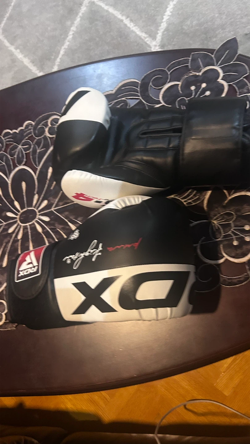 RDX Black and White Boxing Gloves - photo 2