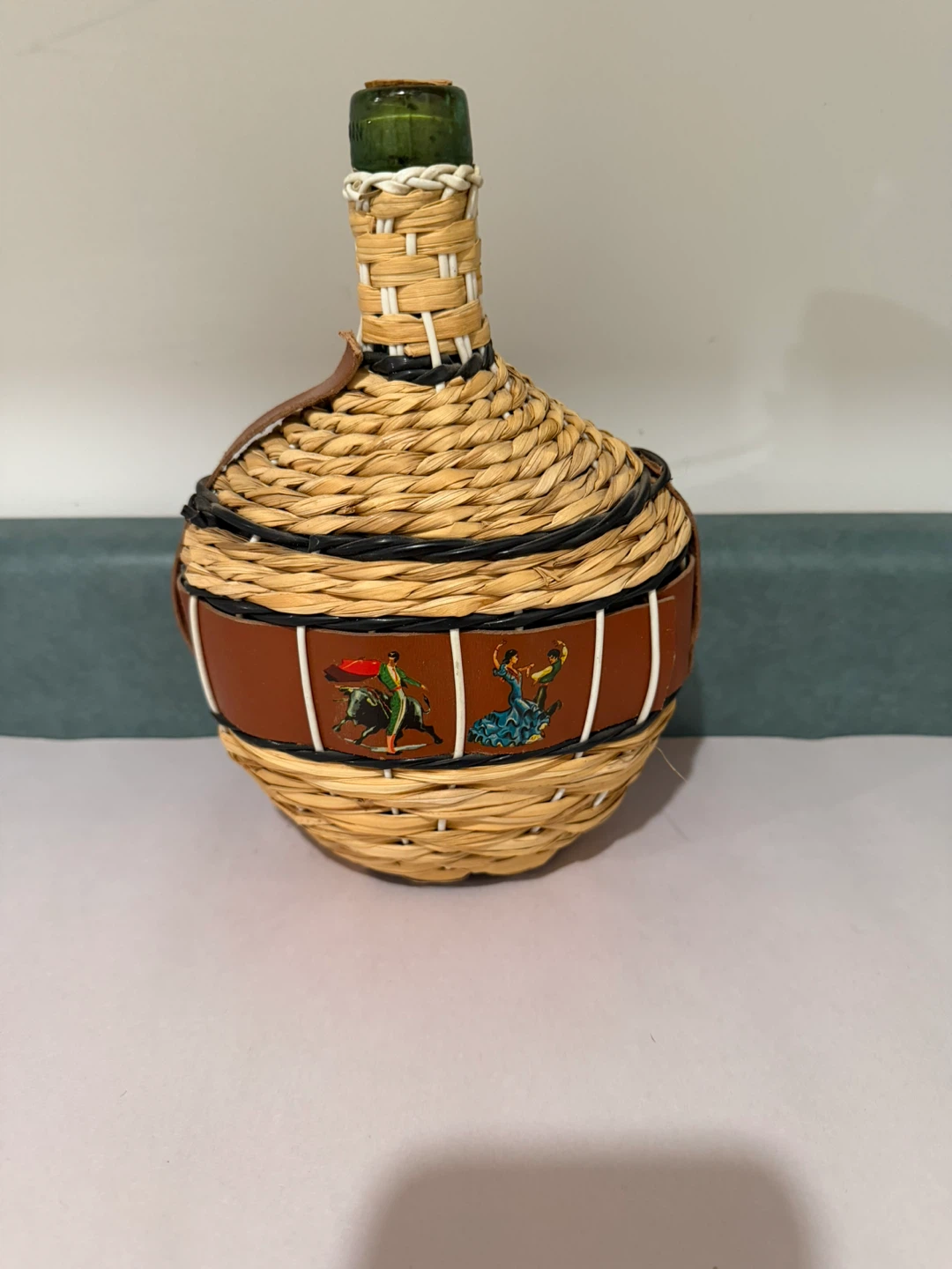 Vintage Chianti Wine Bottles - Mixed Lot - photo 5