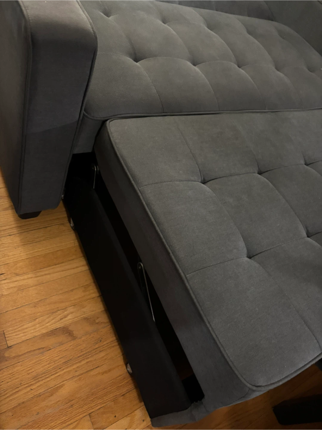 Couch/bed - photo 2