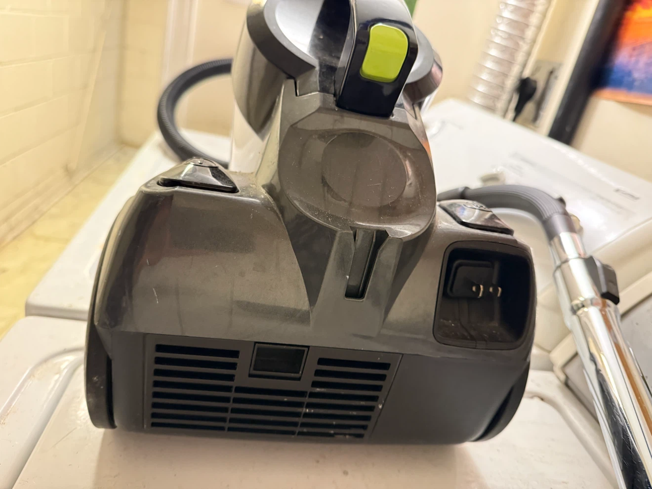 Powerful Vacuum Cleaner - photo 3