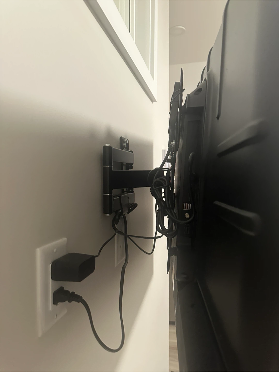 Hisense 43" TV - photo 2
