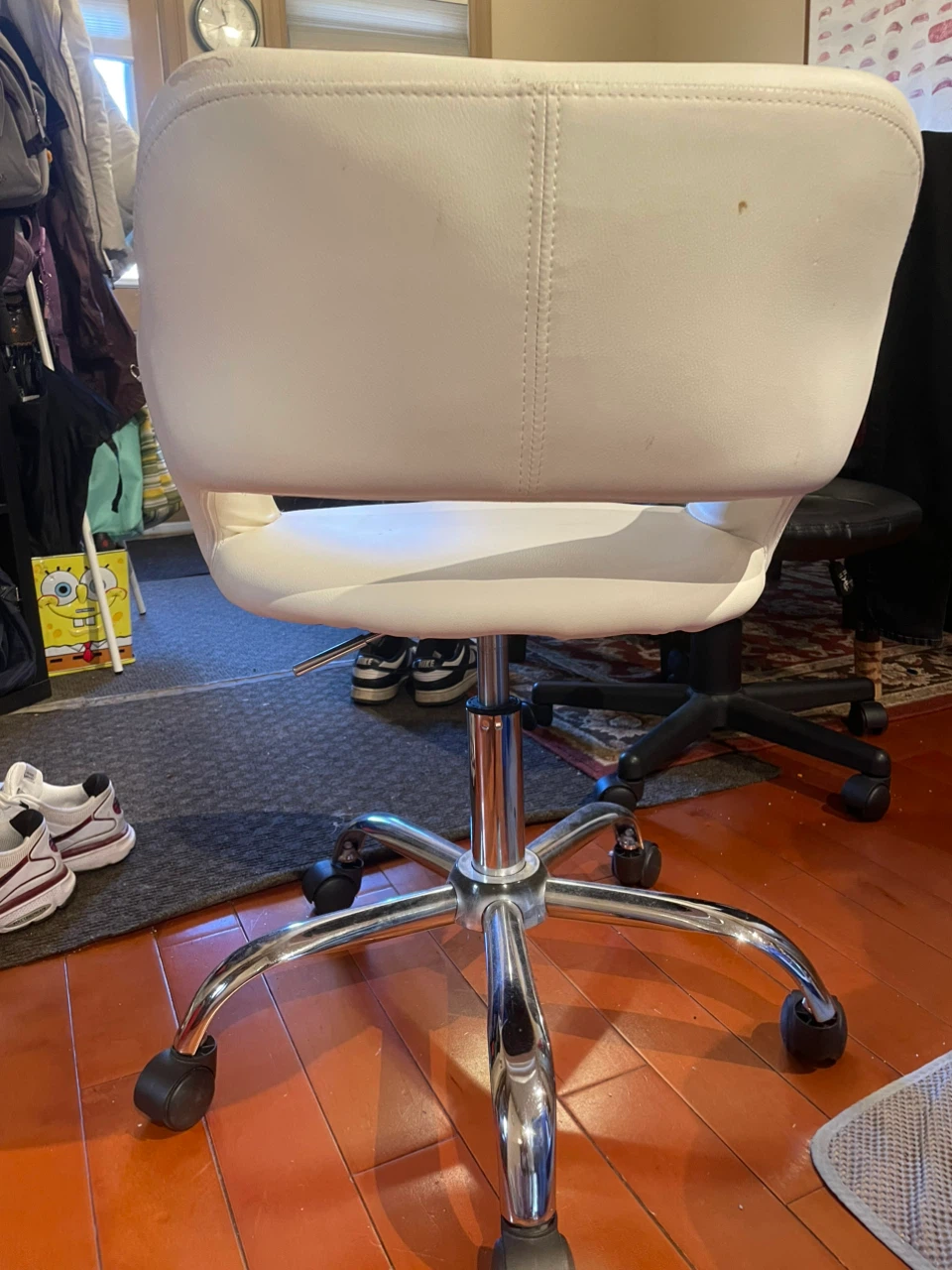 White Office Chair - photo 2
