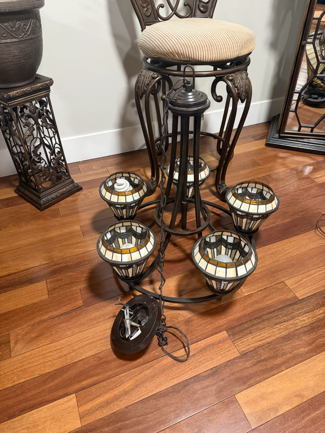Tiffany-style 5-light chandelier - photo 2