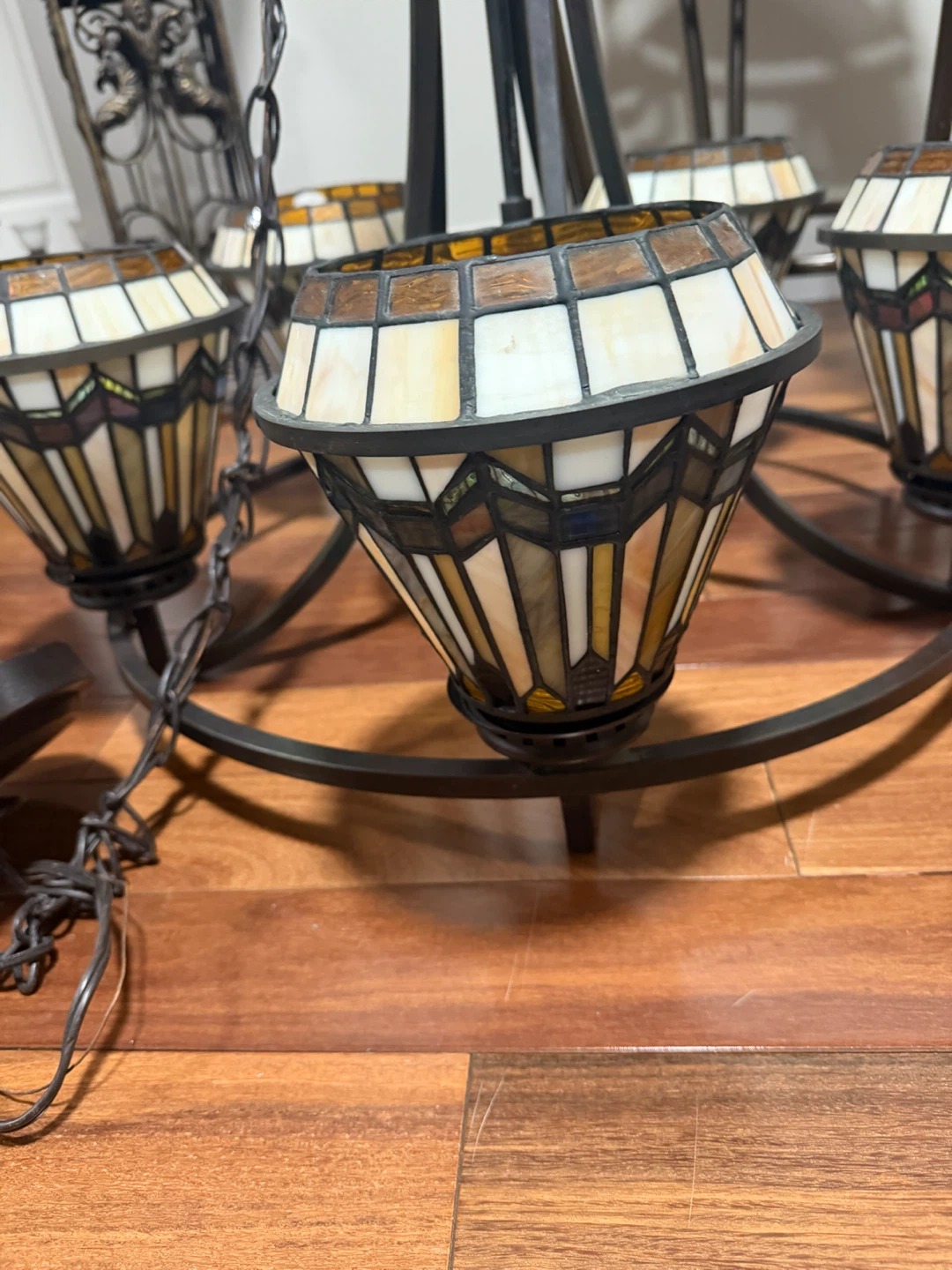 Tiffany-style 5-light chandelier - photo 4
