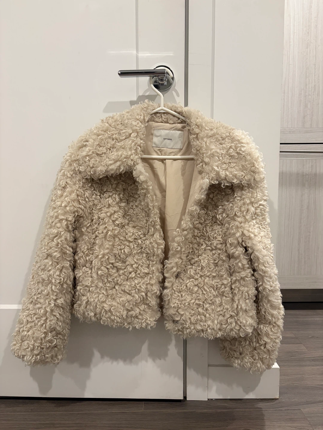 LEFTSEOUL Ivory Shearling Fur Jacket - photo 3