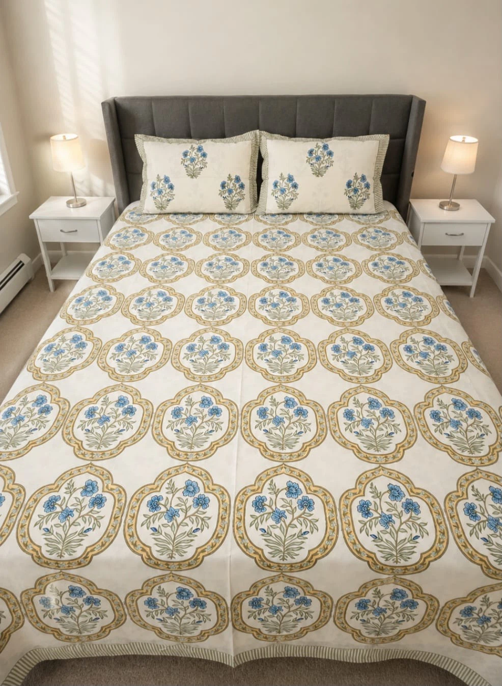 Cotton Floral Bed Sheet Set in King Size - photo 3