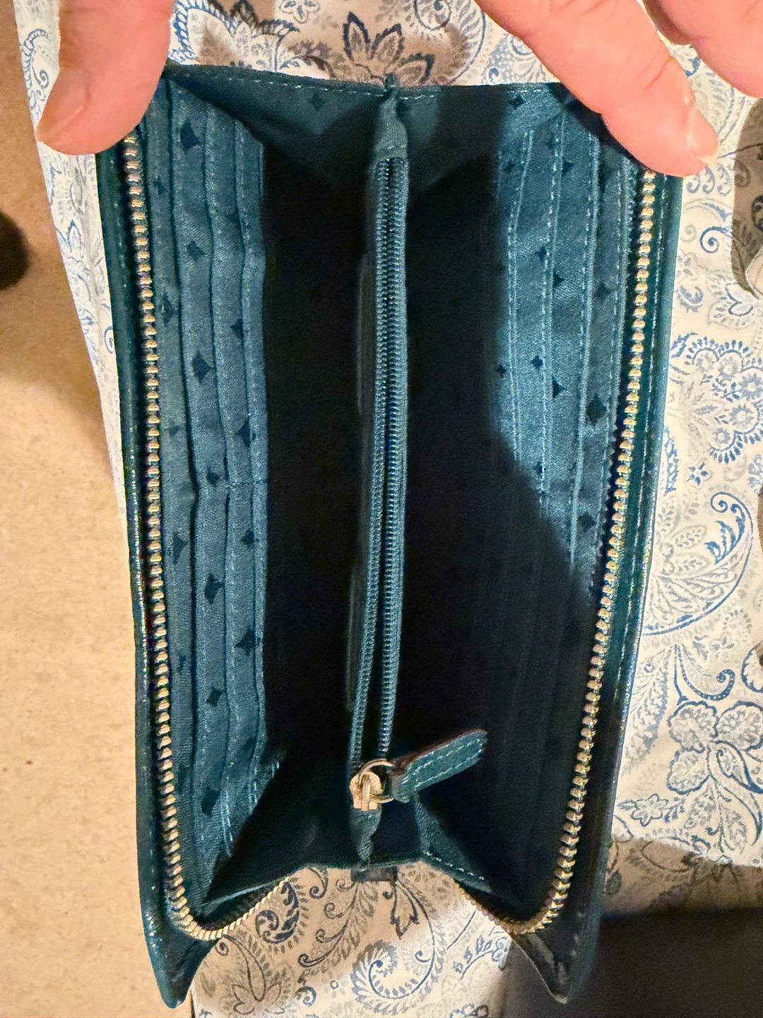 Fossil Teal Leather Wallet - photo 2