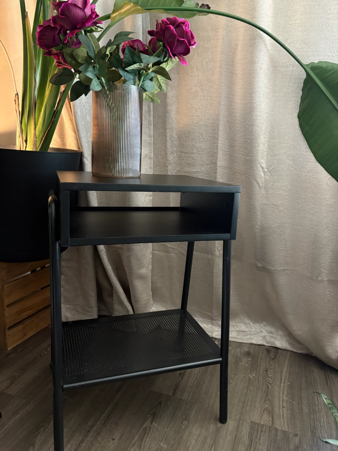 Black Metal Bedside Table - photo 5