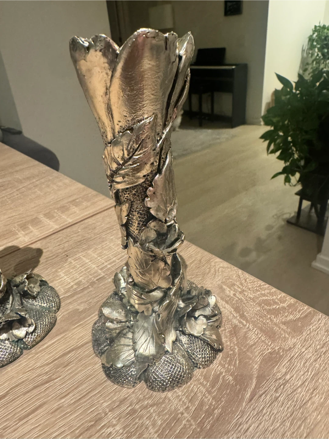 Vintage Metal Leaf Candlestick Holders - photo 2