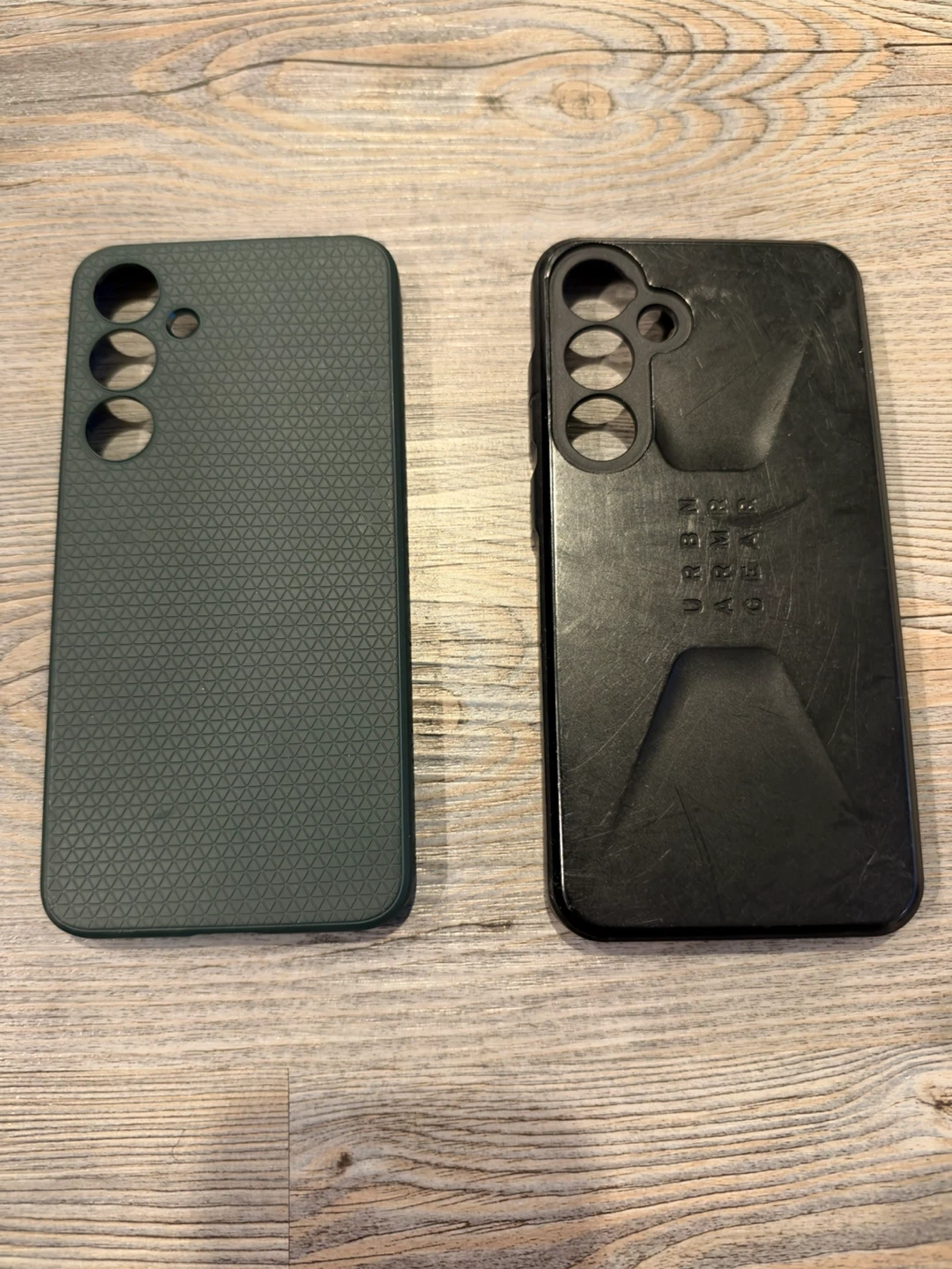 Samsung Galaxy S24+ with Cases and Screen Protector - photo 5