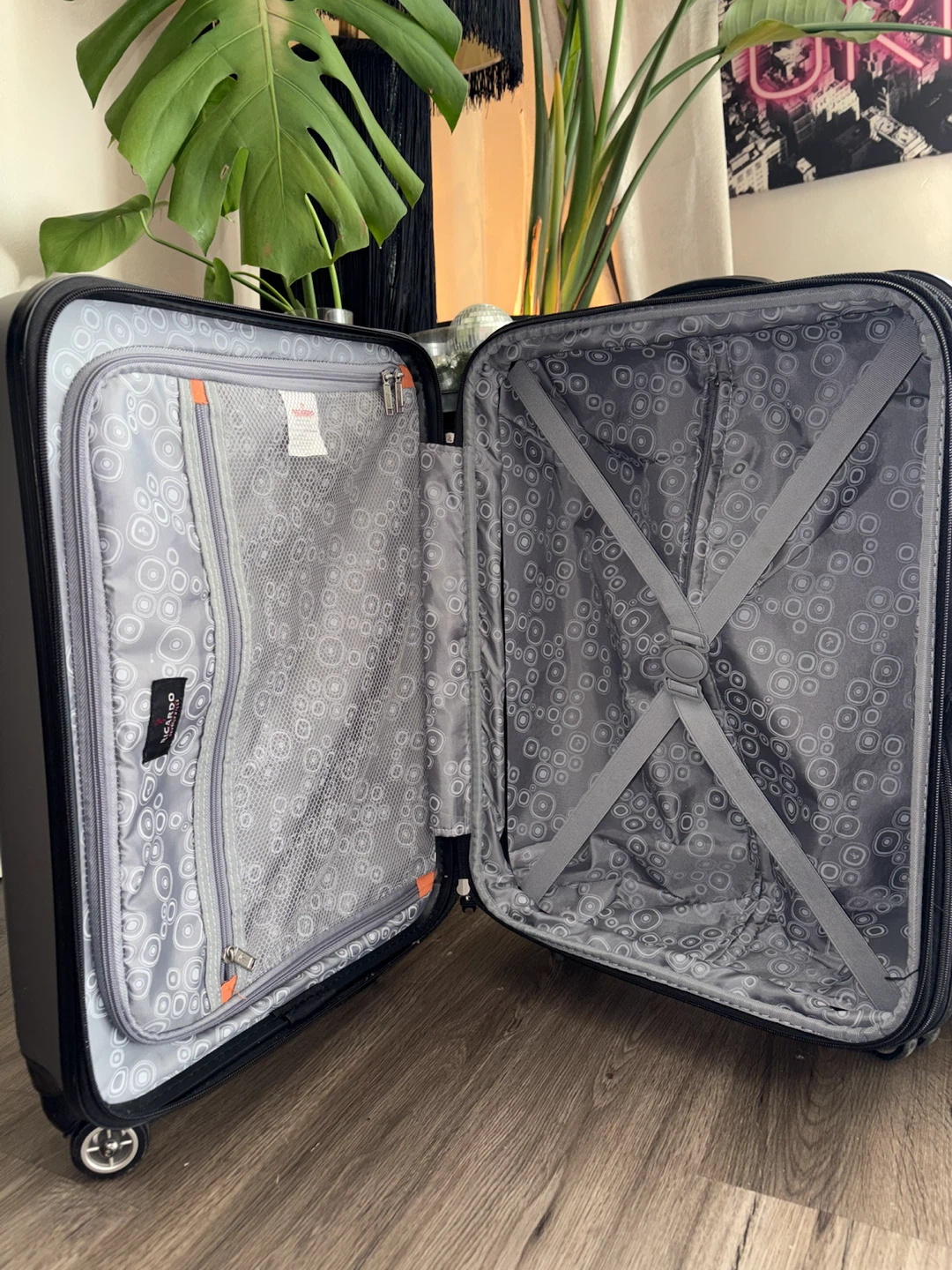Ricardo Beverly Hills Silver Carry-On Luggage - photo 4