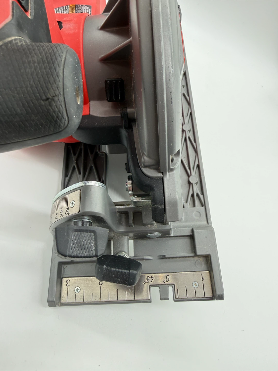 Milwaukee M18 FUEL Brushless 6-1/2in. Circular Saw 2730-20 - photo 3
