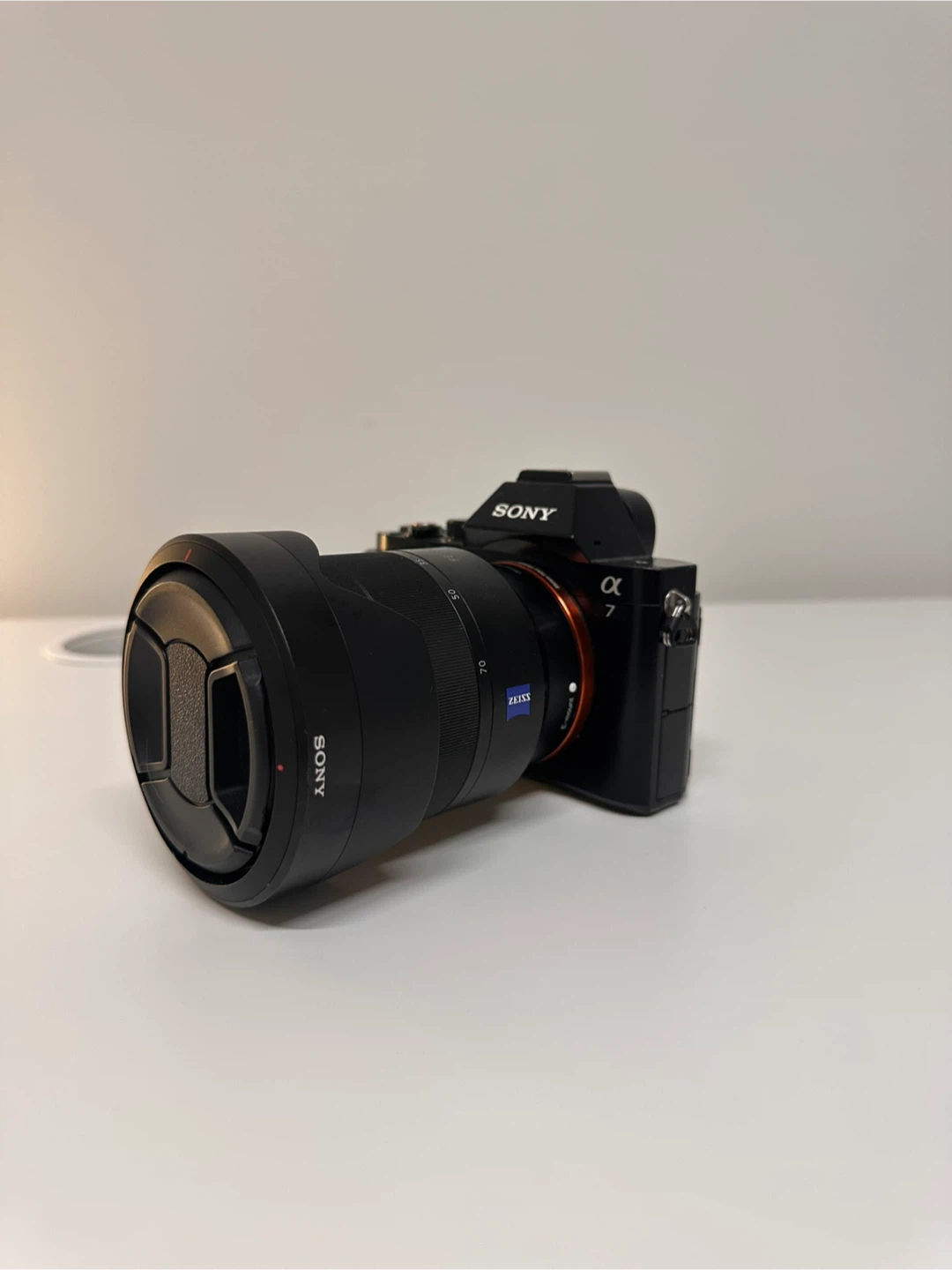 Sony A7 Mirrorless Camera with Zeiss Lens