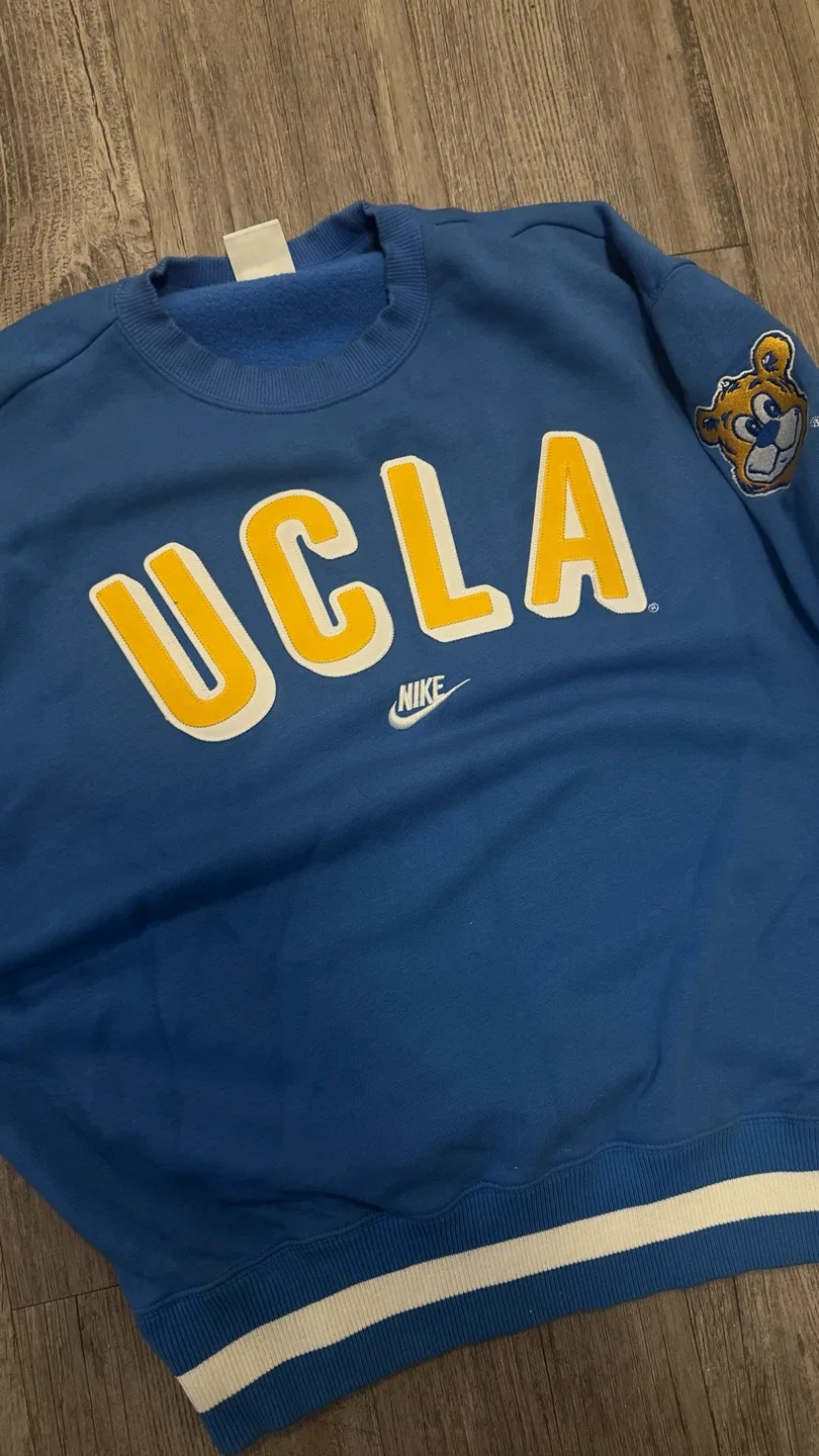 Nike UCLA University Sweatshirt