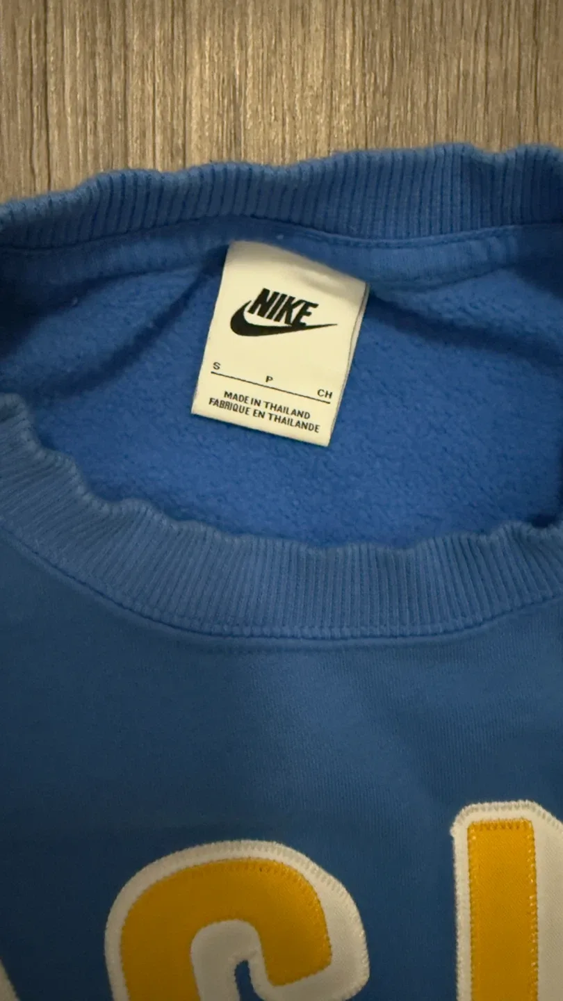 Nike UCLA University Sweatshirt - photo 4