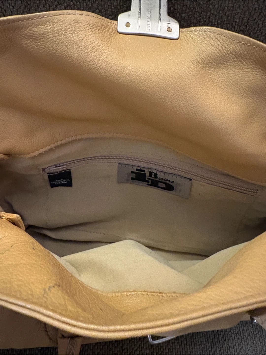 LB Browns Tan Leather Shoulder Bag - photo 3