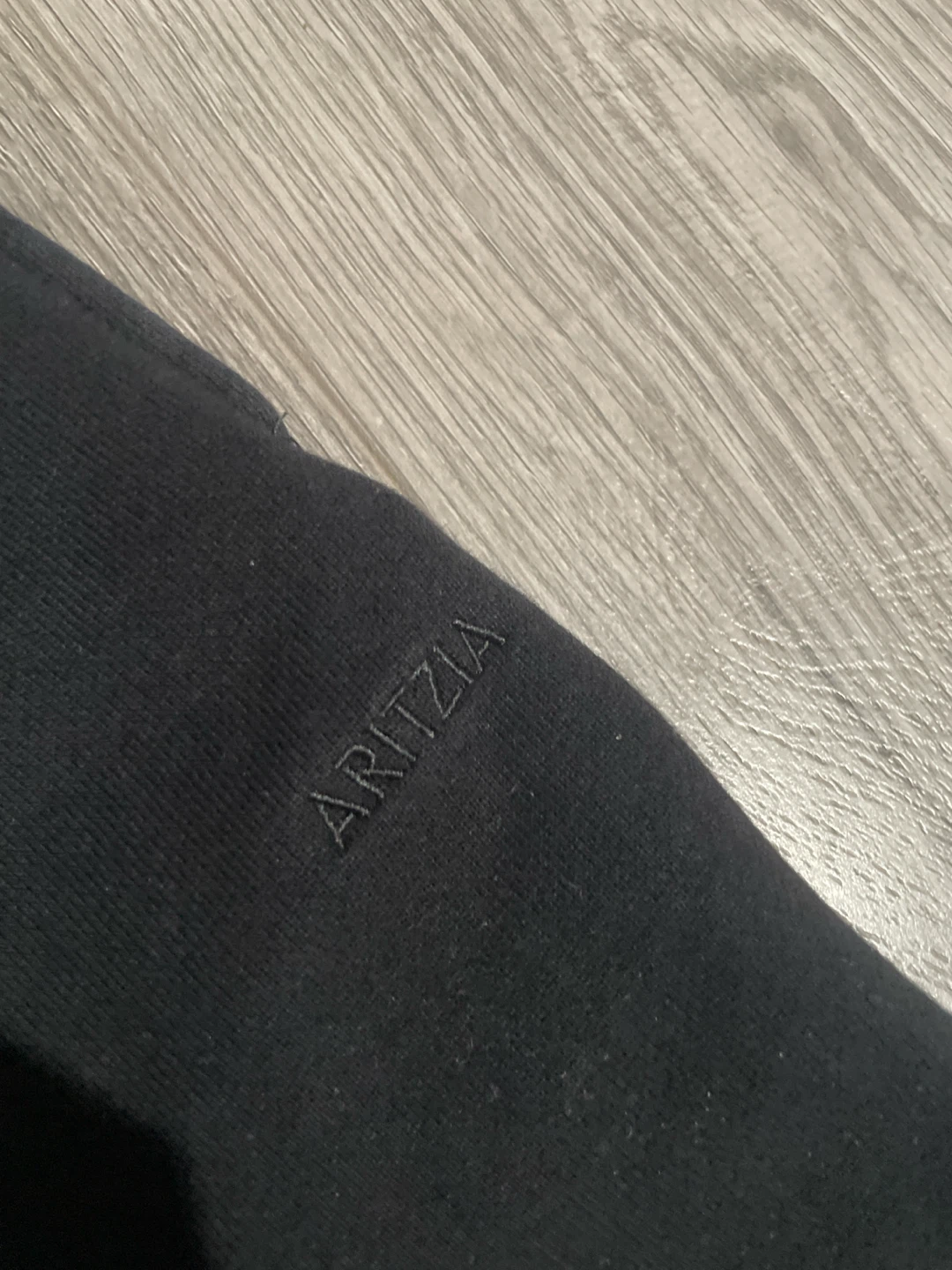 Aritzia Sweatfleece Mega Sweatpants Black - photo 2