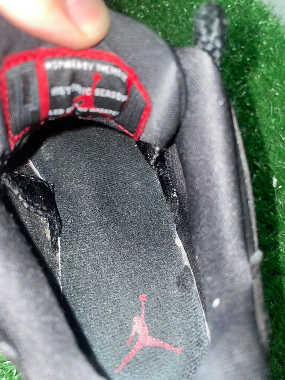 Jordan 11 Retro Low Black/Red