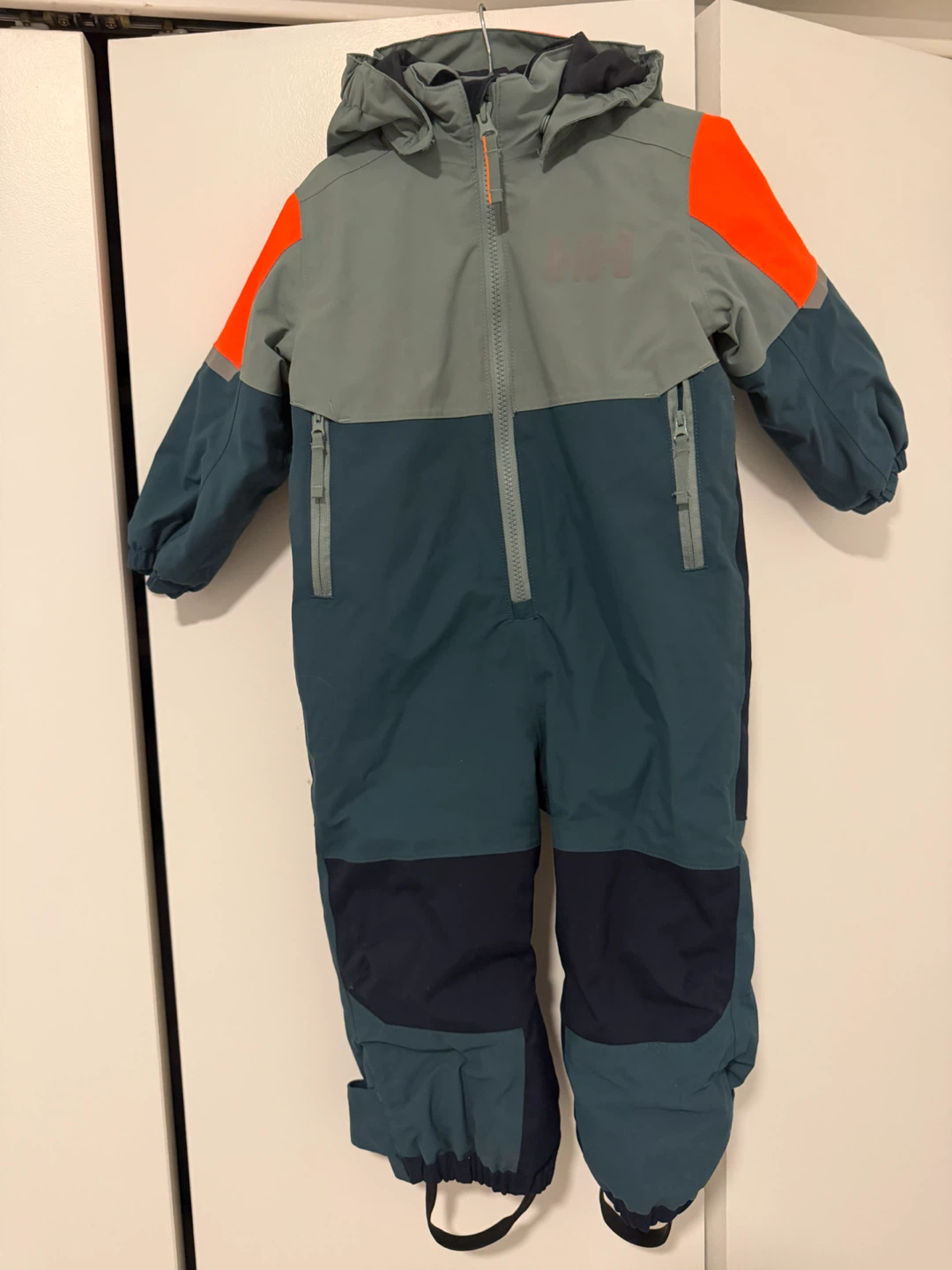 Helly Hansen Kids Winter Snowsuit size 2 - photo 2
