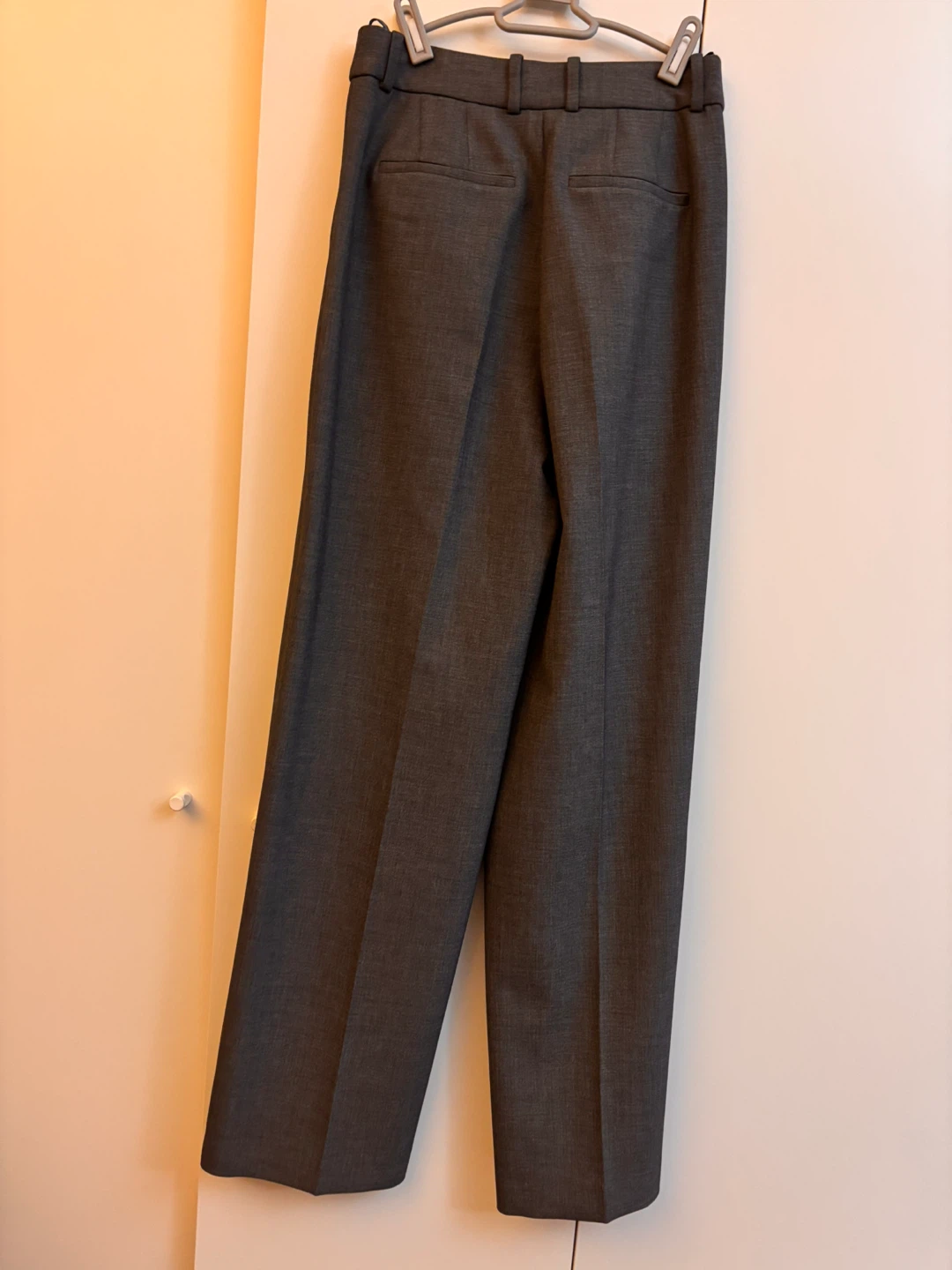 Aritzia Grey Tailored Trousers - photo 3