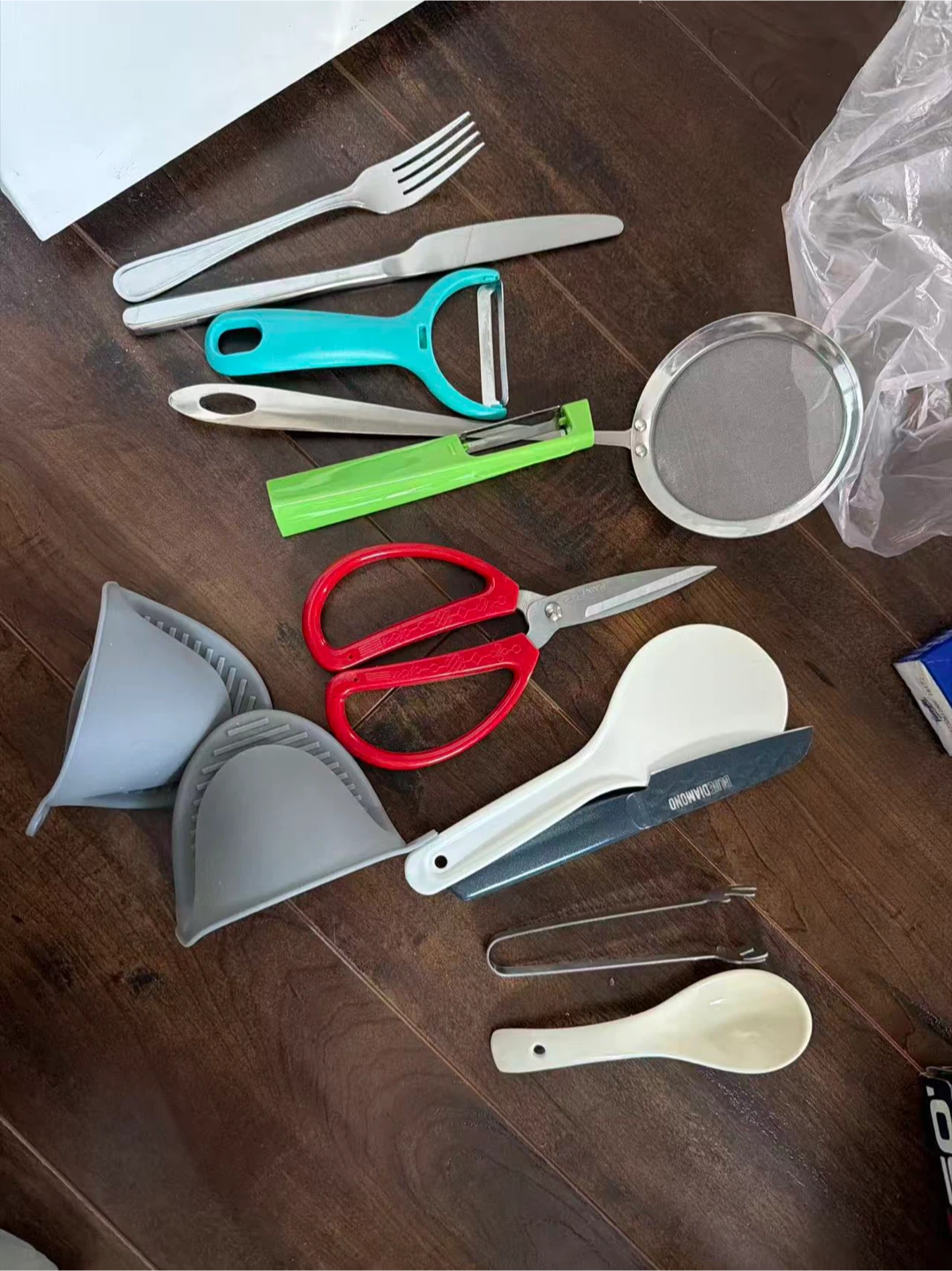 Assorted Kitchen Utensils Set