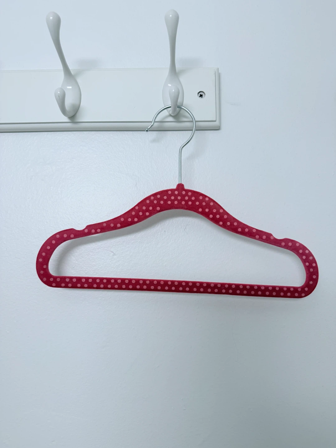 2 Pink Dress-Shaped Velvet Hangers + 29 Pink Kids Velvet Hangers - photo 2