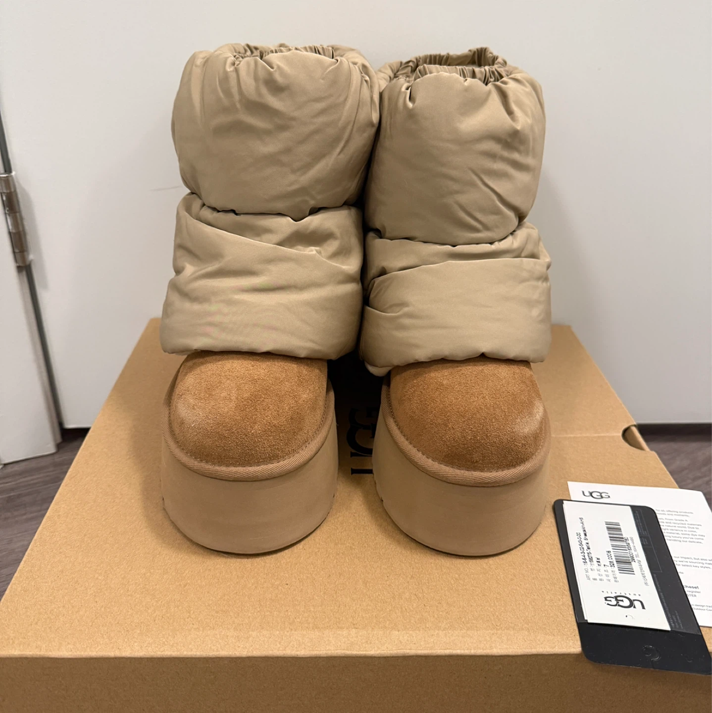 NIB UGG Mini Dipper Puffer (size 7) - photo 4