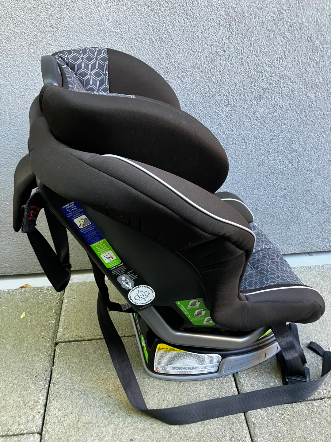 Britax Emblem Convertible Car Seat
