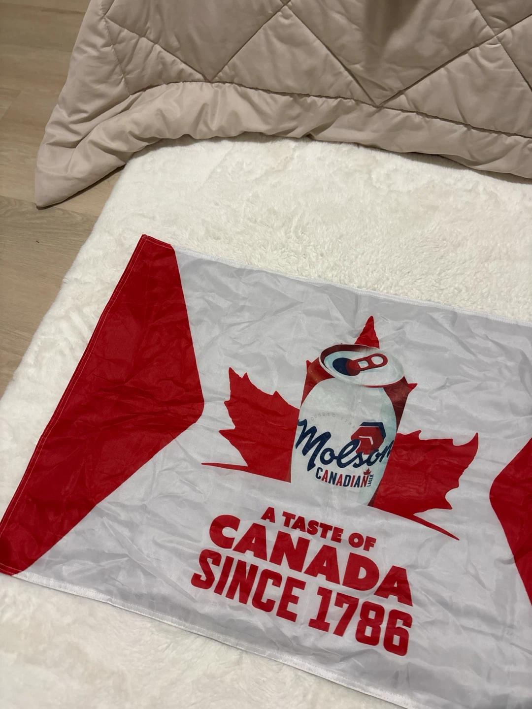 Molson Canadian Flag - photo 2