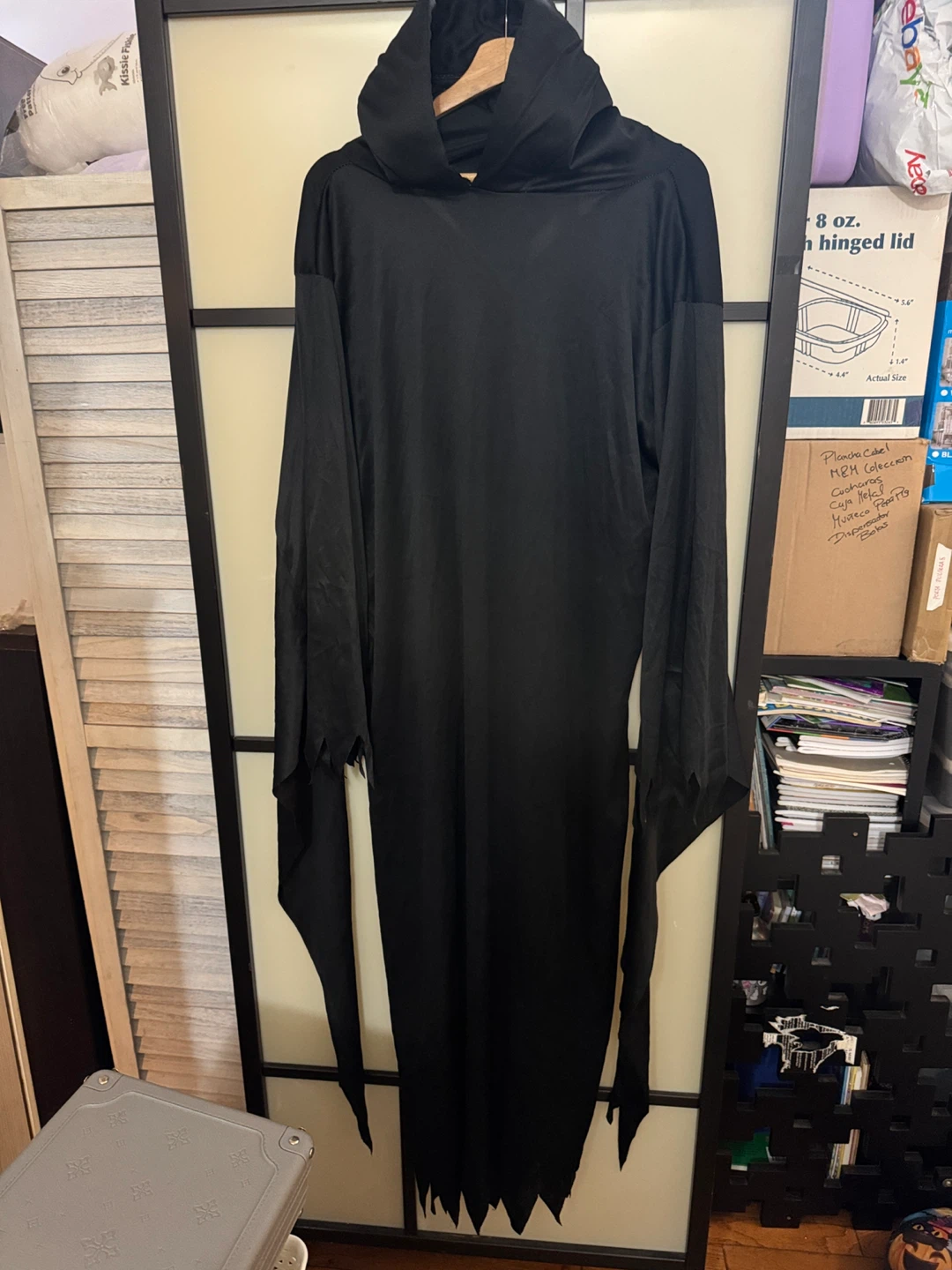 Black Hooded Robe Costume Costume includes a mask. - photo 2