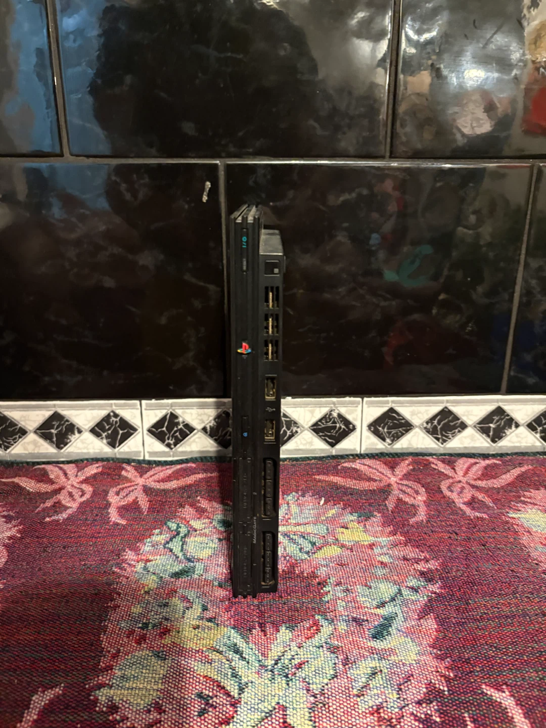 Sony PlayStation 2 Slim Launch Edition Console (SCPH-75001CB)