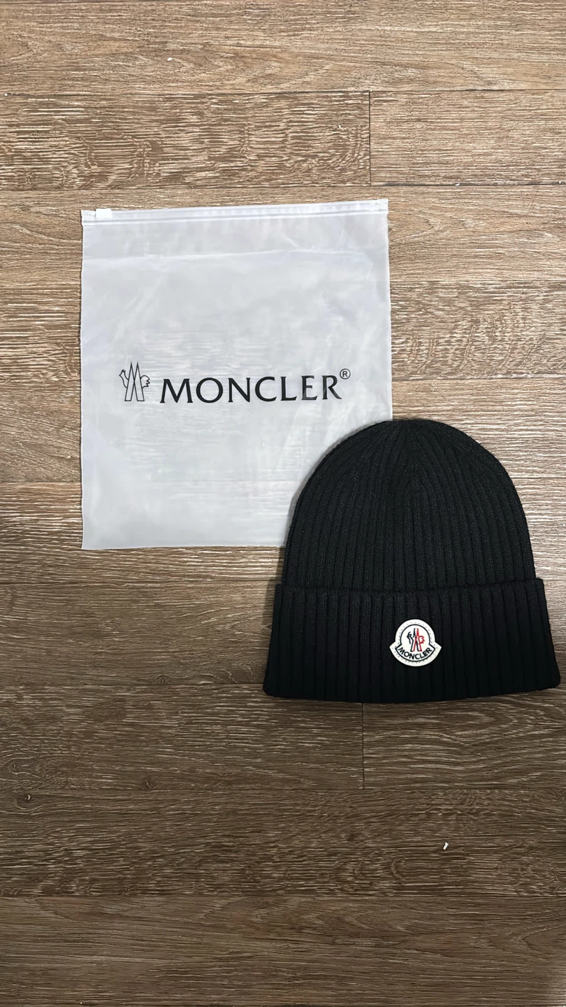 Moncler beanie