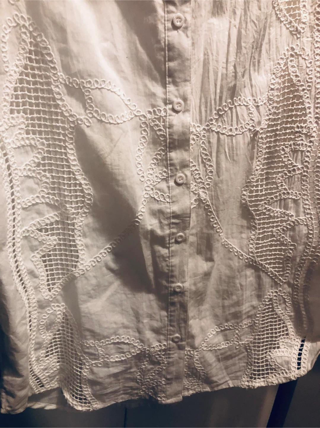 NEW White Embroidered Button-Down Shirt - Medium - photo 5