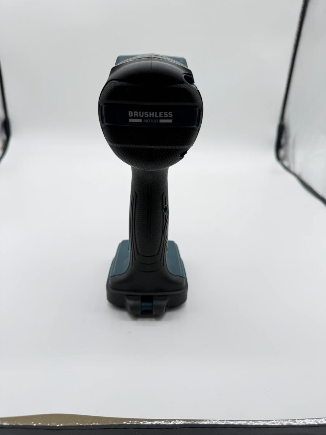 Bosch Mid Torque 1/2-in Impact Wrench Brushless Bare Tool Only - photo 4