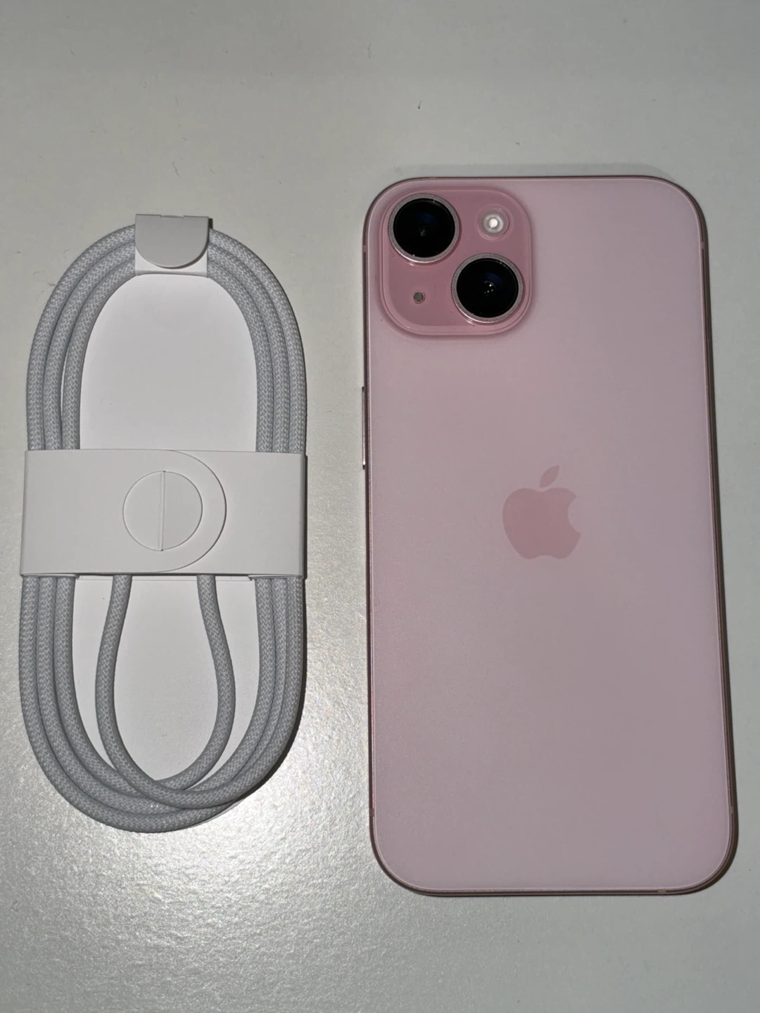 Unkocked Apple iPhone 15 Pink 128GB - photo 2