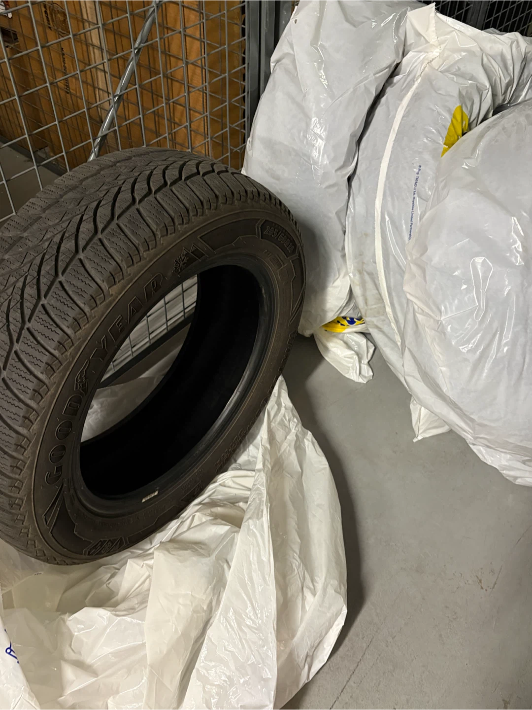 Goodyear Winter Tires 205/60R16 （Set of 4） - photo 2