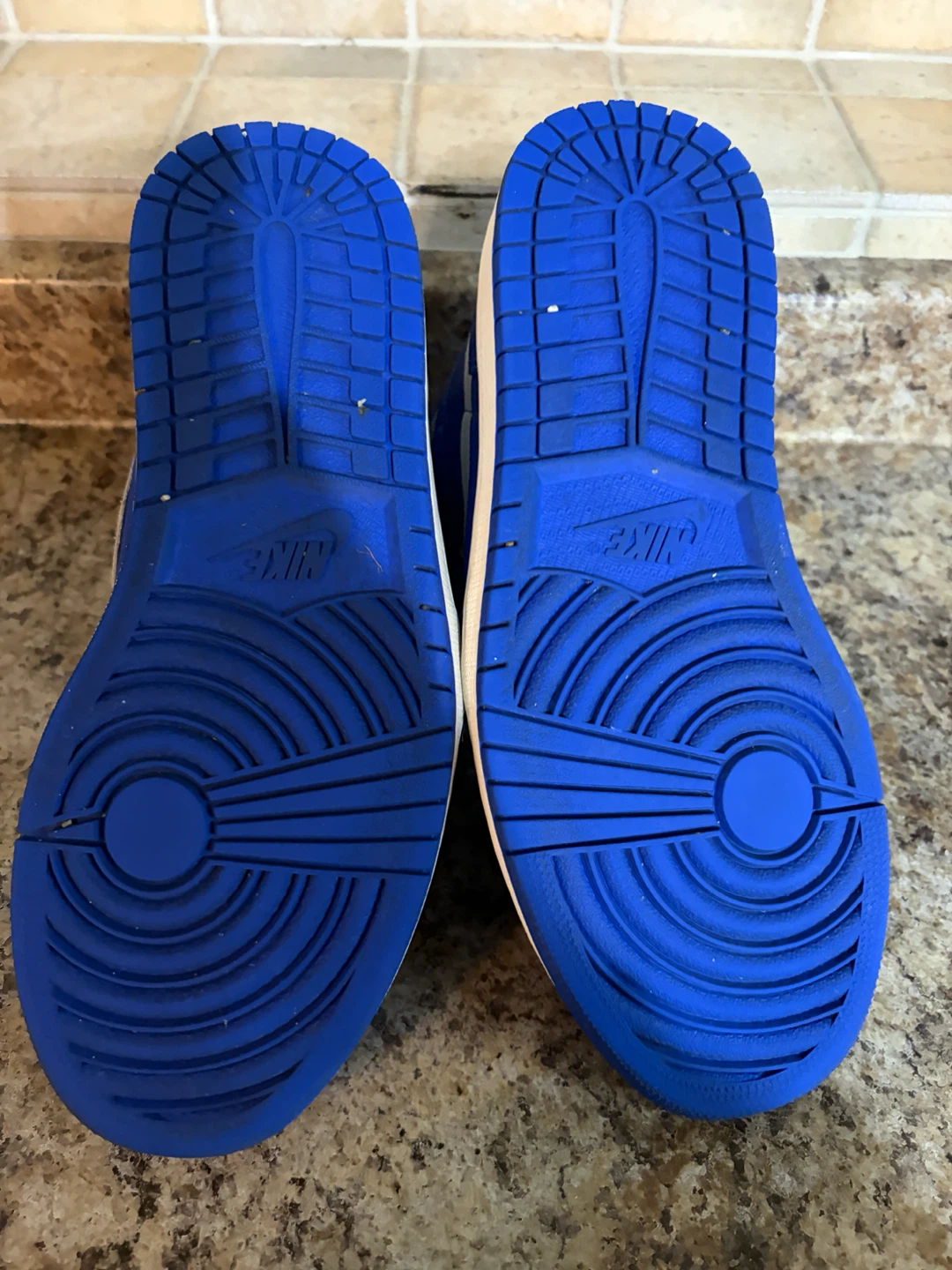 Nike Air Jordan 1 High Retro Blue and White - photo 5