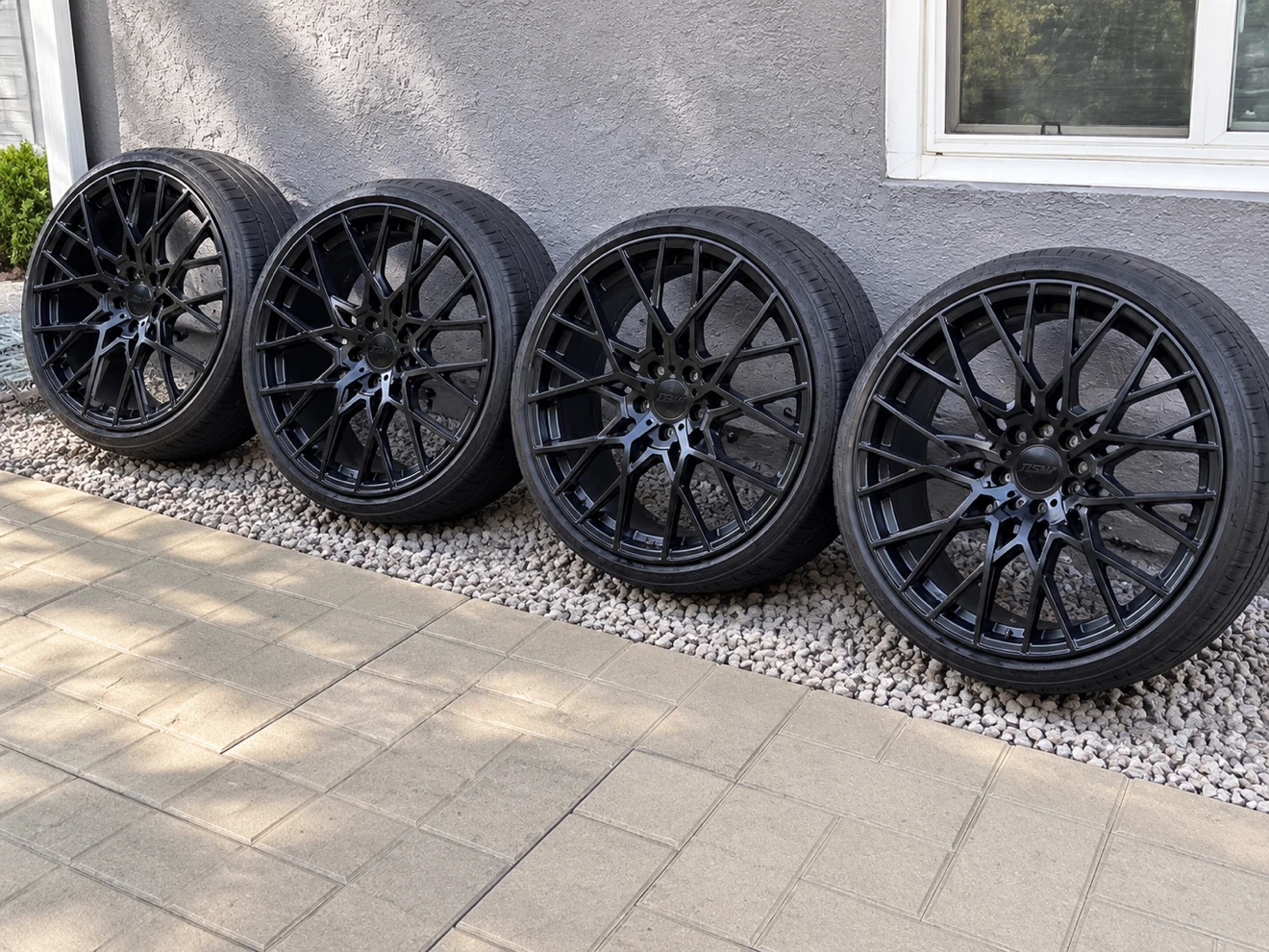 20” Matte Black TSW Sebring Rims set of 4 - photo 2