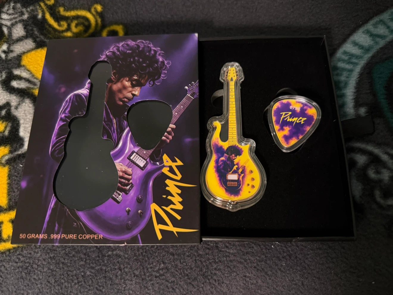 Prince 50 Gram .999 Pure Copper Collectible Guitar Set - photo 2