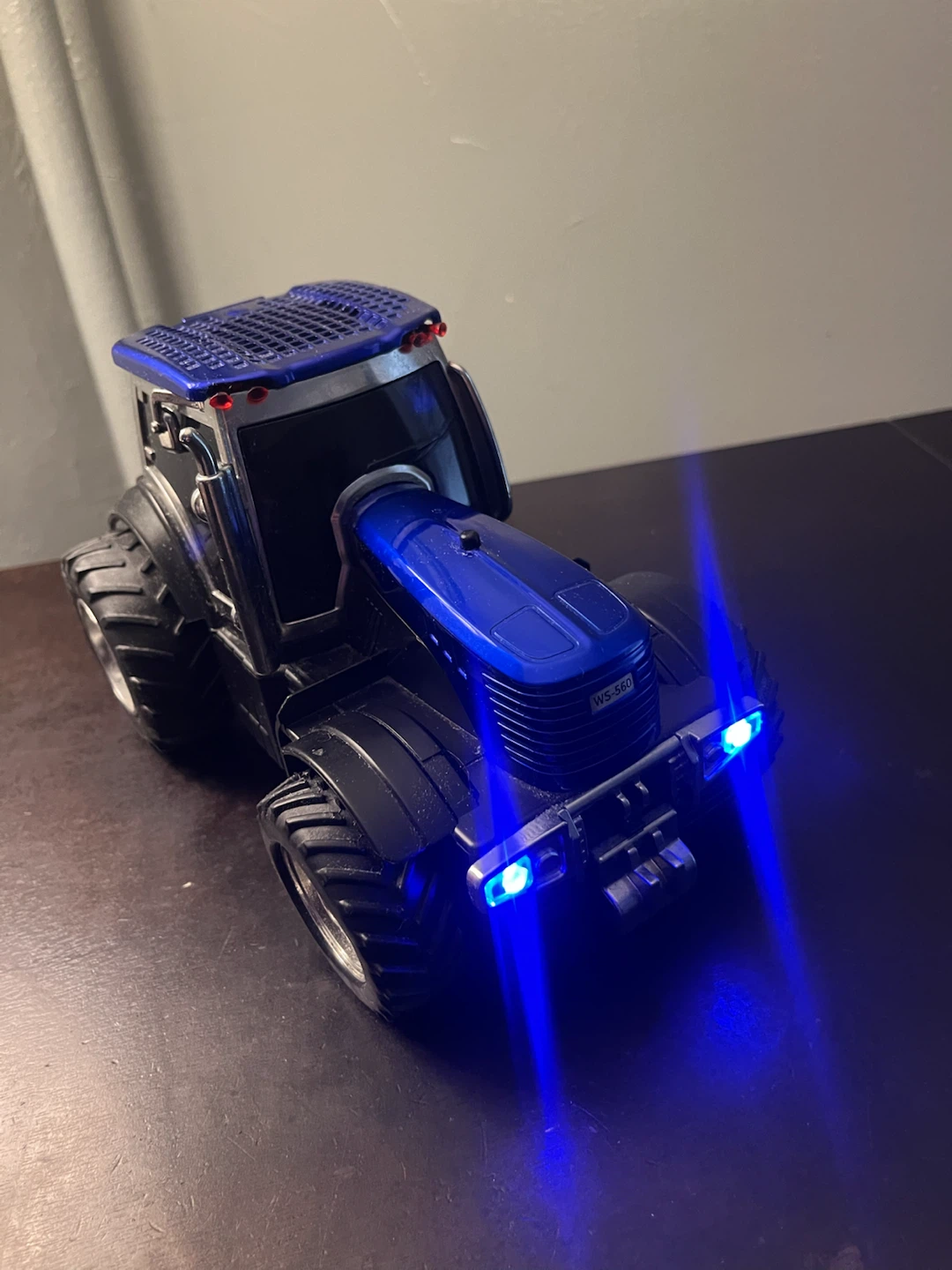 Wster WS-560 Tractor Speaker