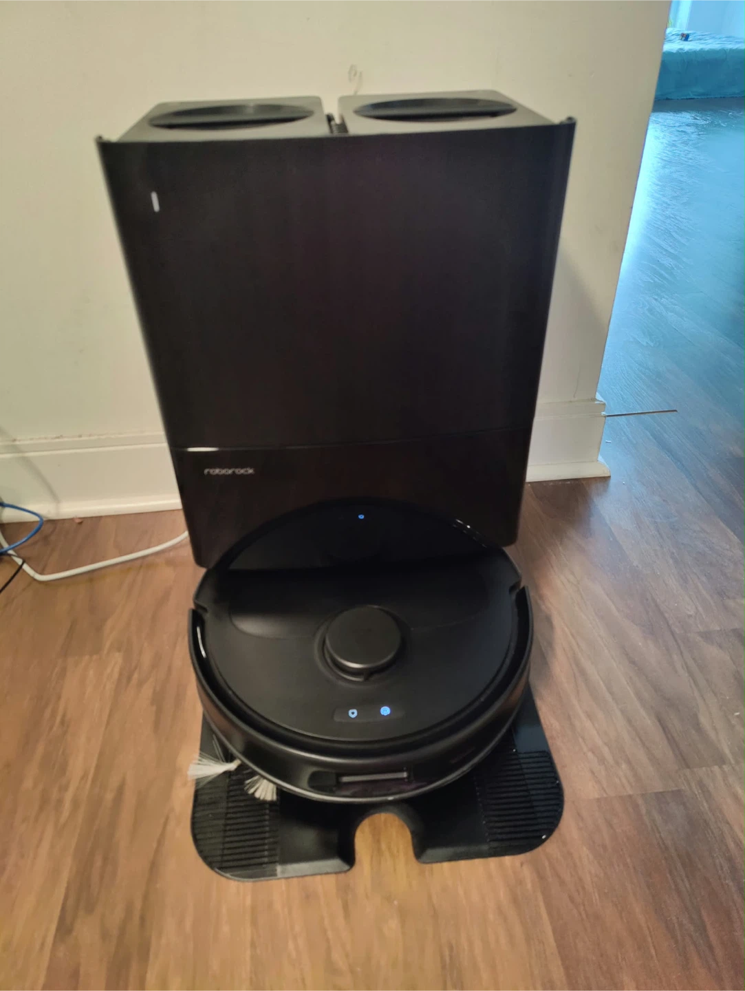 Roborock Qrevo Robot Vacuum and Mop - photo 4