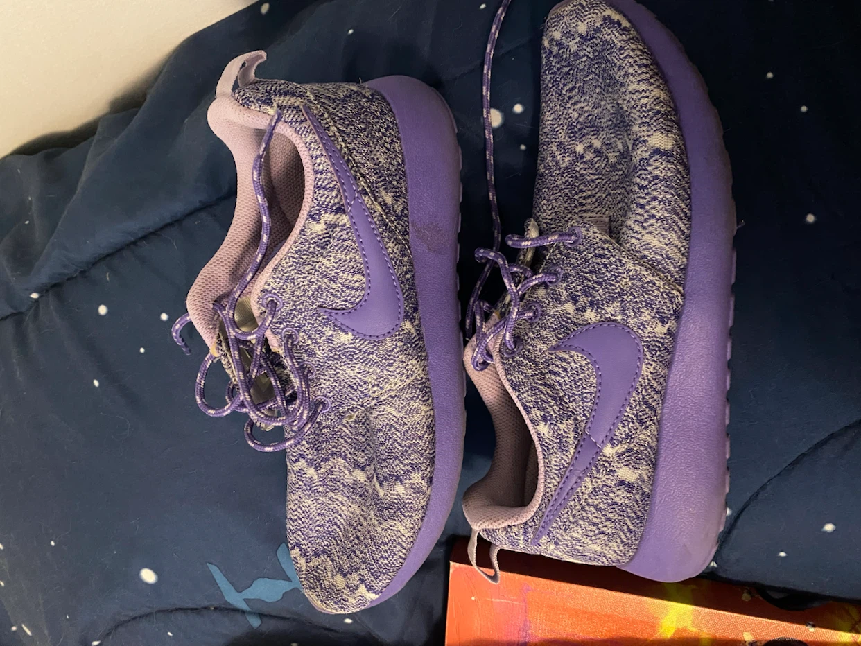 Nike Roshe Run Purple Sneakers Sz 4.5C