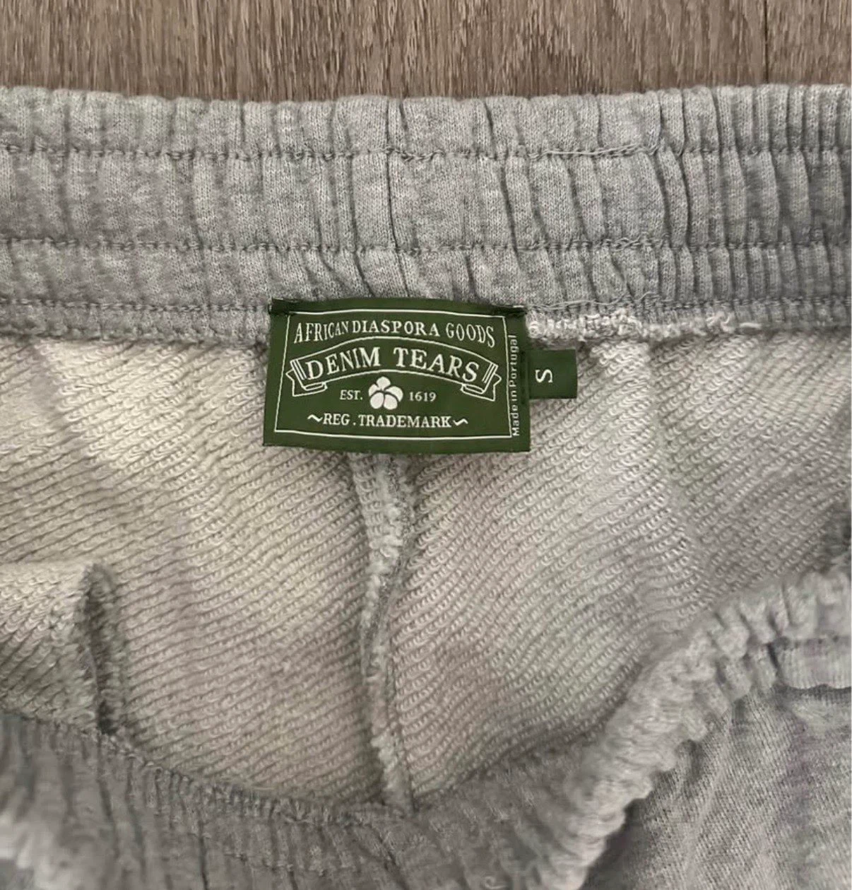 grey denim tears pants size small - photo 3