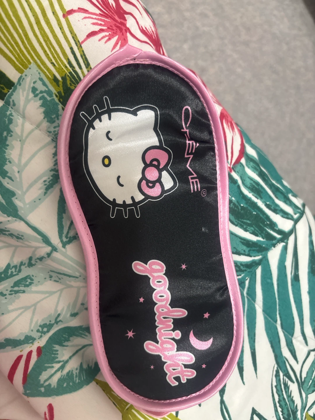 Creme Hello Kitty Sleep Mask