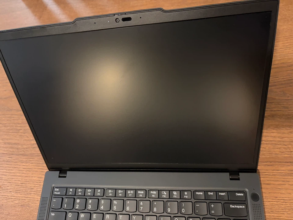 ThinkPad T14 Gen 6 Intel (14”) 1 yr old  with Charger - photo 2