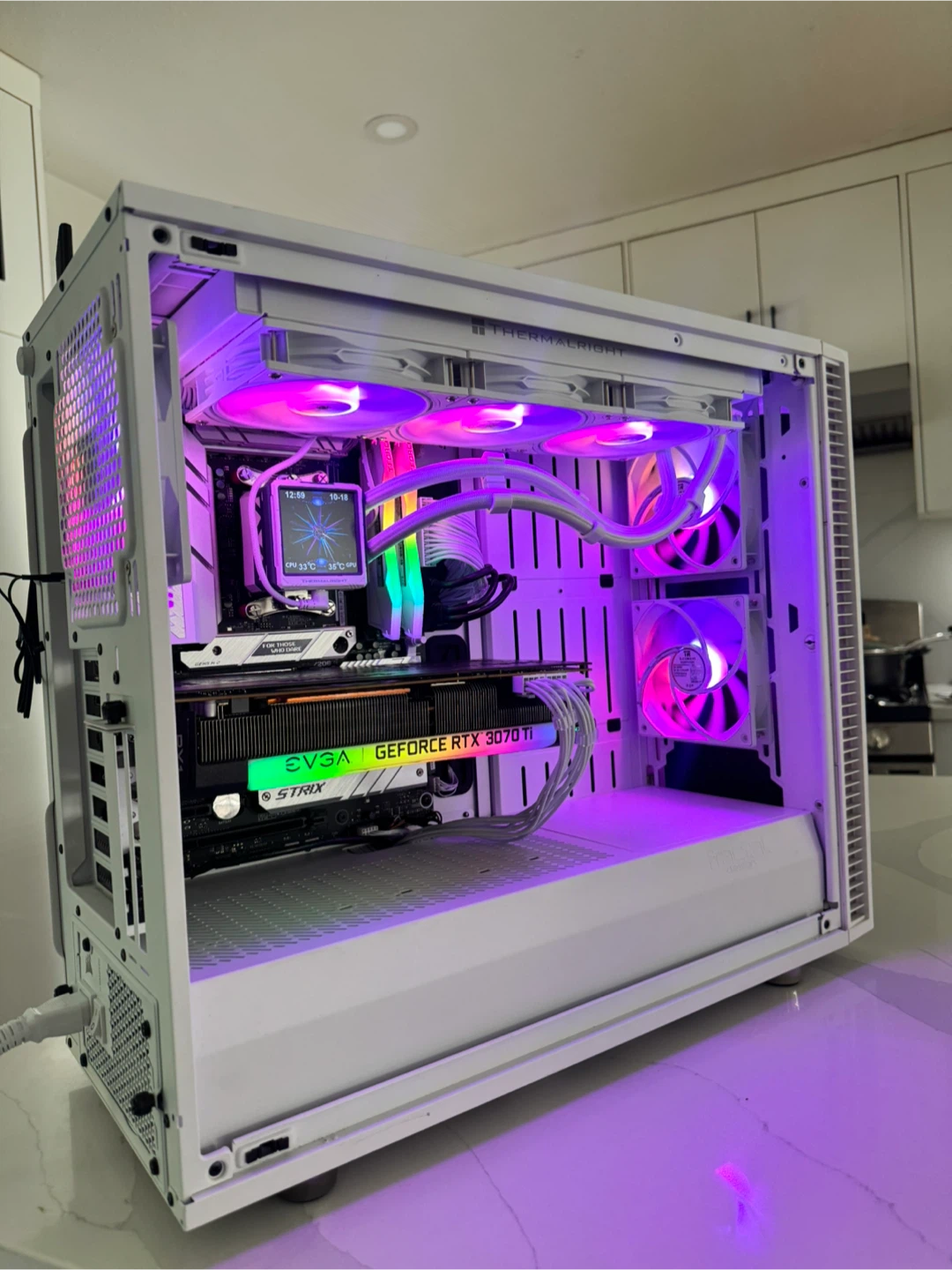 Custom White Gaming PC with 9600x, 32gb ddr5, FTW3 3070ti - photo 2