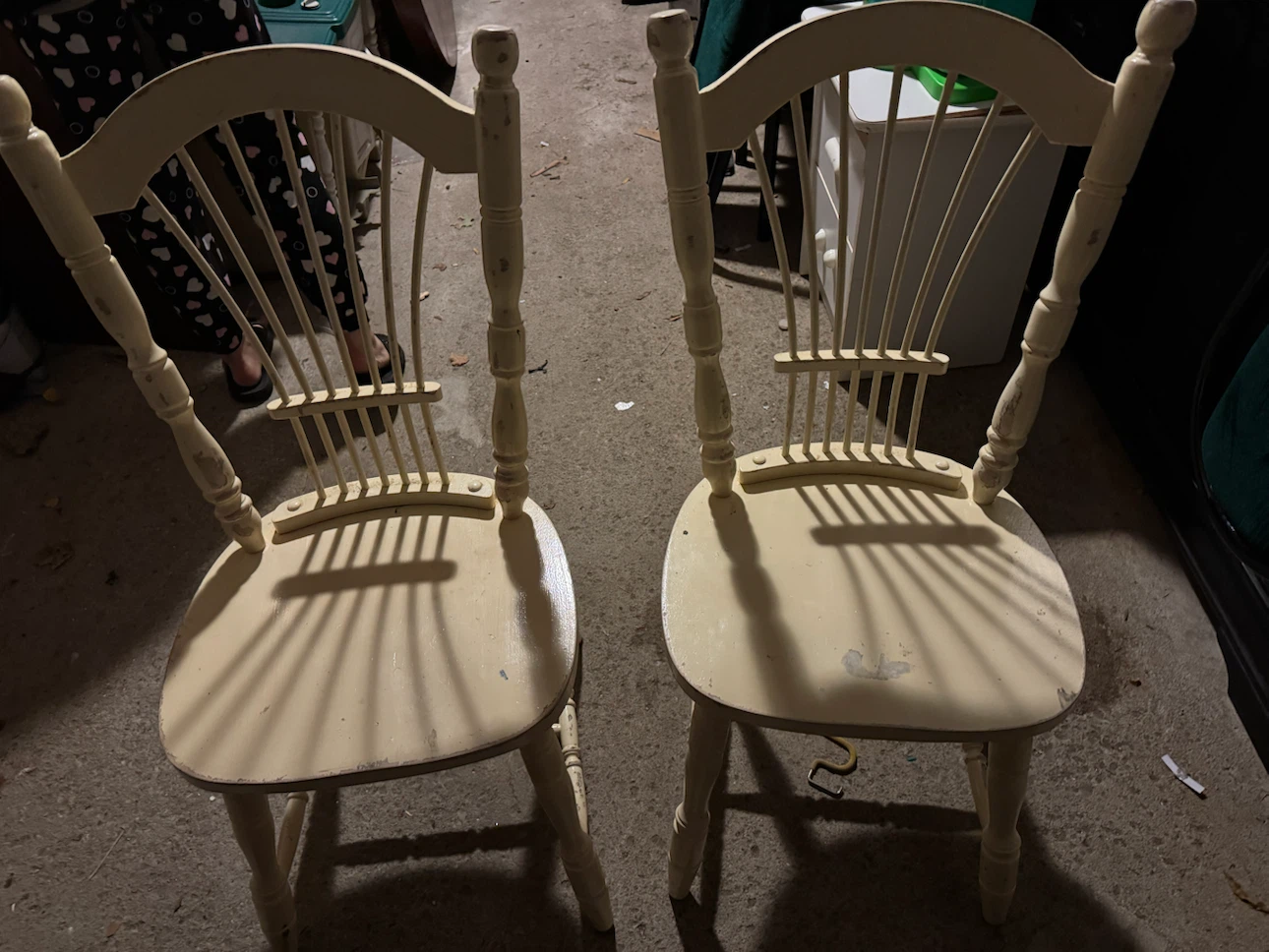 Set of Two Cream Spindle Back Chairs - photo 5